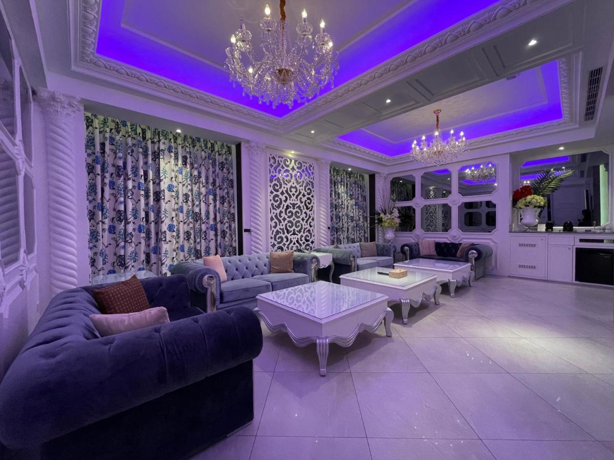 U-Her Hotel Тайджун Екстериор снимка