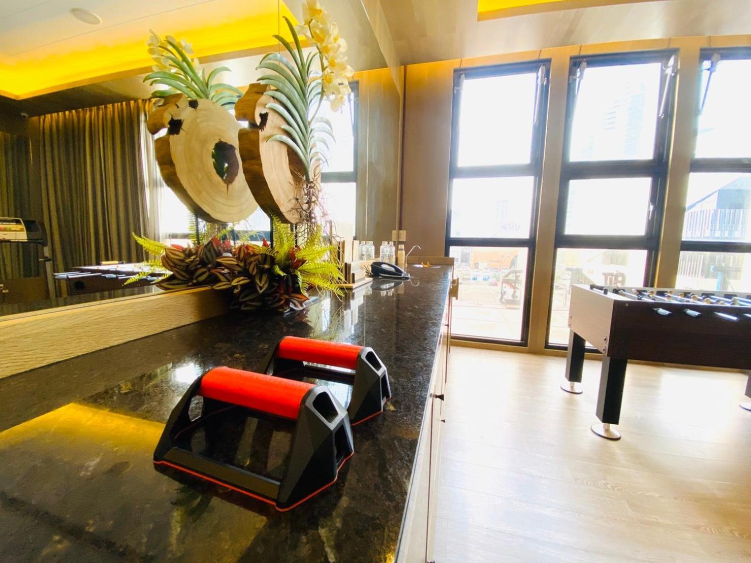 U-Her Hotel Тайджун Екстериор снимка