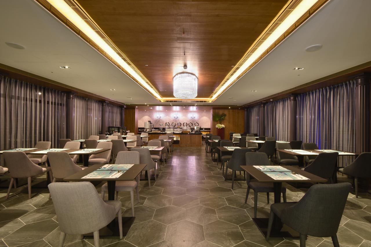 U-Her Hotel Тайджун Екстериор снимка