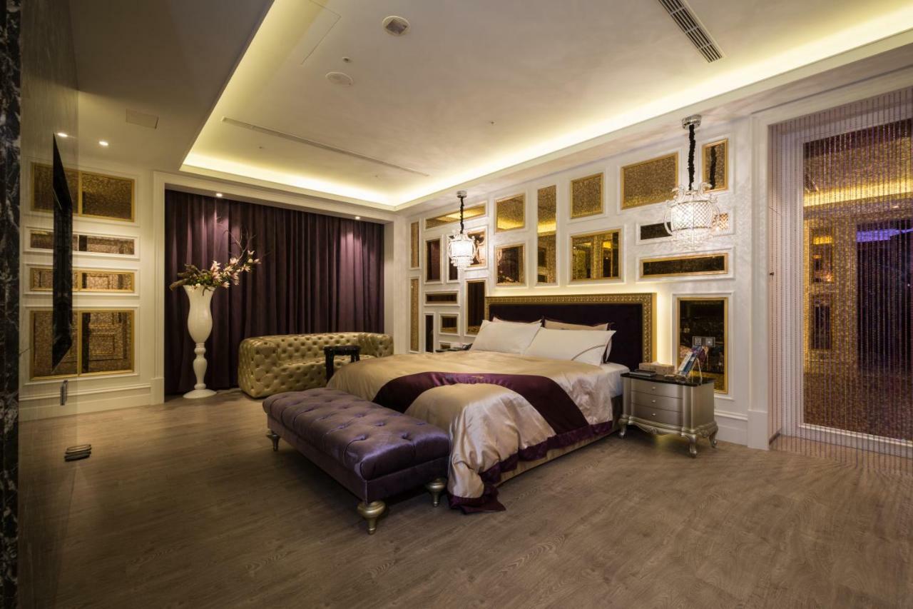 U-Her Hotel Тайджун Екстериор снимка